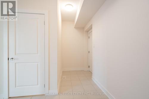 13 - Ll - 2273 Turnberry Road, Burlington, ON - Indoor Photo Showing Other Room