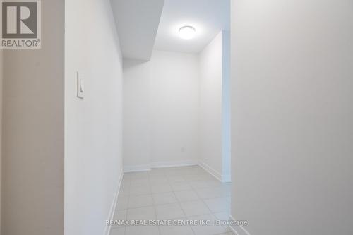 13 - Ll - 2273 Turnberry Road, Burlington, ON - Indoor Photo Showing Other Room