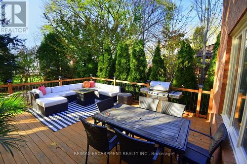 570 Harmony Avenue, Burlington, ON - Outdoor With Deck Patio Veranda With Exterior