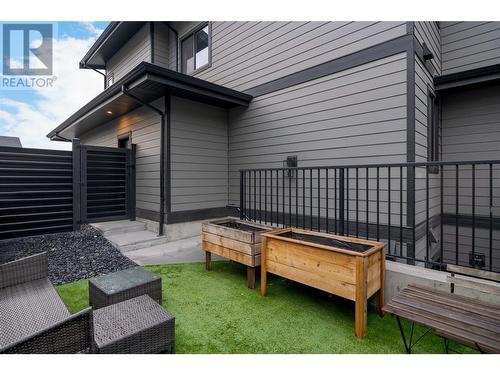 Separate/private outdoor space for the suite - 4315 Ladd Court, Kelowna, BC - Outdoor With Deck Patio Veranda With Exterior