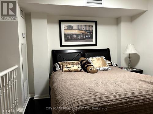 115 - 11 St Joseph Street, Toronto, ON - Indoor Photo Showing Bedroom