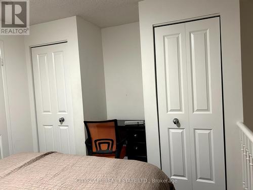 115 - 11 St Joseph Street, Toronto, ON - Indoor Photo Showing Bedroom