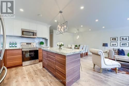 70 Gorsey Square, Toronto, ON - Indoor Photo Showing Kitchen With Stainless Steel Kitchen With Upgraded Kitchen