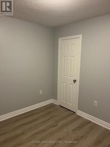 105 Lougheed Road E, Barrie, ON - Indoor Photo Showing Other Room