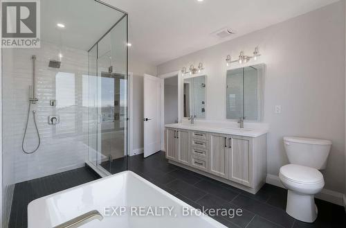 63 Gateway Drive, Barrie, ON - Indoor Photo Showing Bathroom