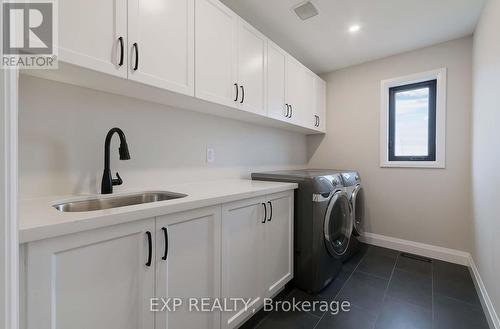 63 Gateway Drive, Barrie, ON - Indoor Photo Showing Laundry Room