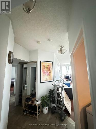 719 - 6 Humberline Drive, Toronto, ON - Indoor Photo Showing Other Room