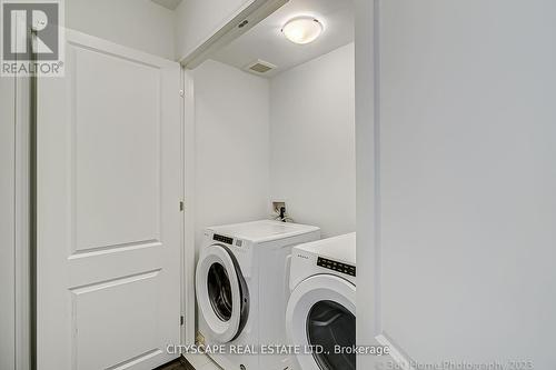 3083 William Cutmore Boulevard, Oakville, ON - Indoor Photo Showing Laundry Room