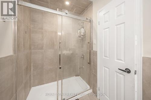 7745 Priory Crescent, Mississauga, ON - Indoor Photo Showing Bathroom