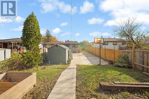 7745 Priory Crescent, Mississauga, ON - Outdoor