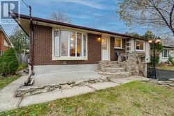 355 SOUTHILL DRIVE  Kitchener, ON N2A 2R2