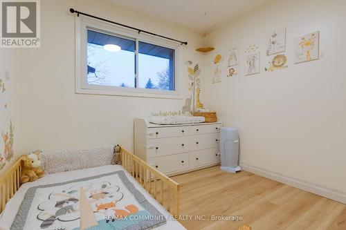 355 Southill Drive, Kitchener, ON - Indoor Photo Showing Bedroom