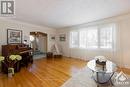 A - 820 Smyth Road, Ottawa, ON  - Indoor Photo Showing Living Room 