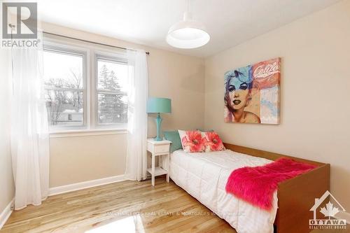 A - 820 Smyth Road, Ottawa, ON - Indoor Photo Showing Bedroom