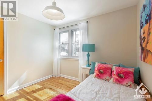 A - 820 Smyth Road, Ottawa, ON - Indoor Photo Showing Bedroom