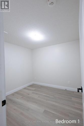 68 Warren Trail, Welland (773 - Lincoln/Crowland), ON - Indoor Photo Showing Other Room