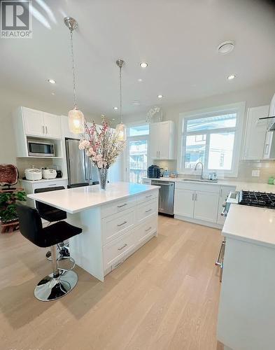 1102 Cameron Avenue Unit# 26, Kelowna, BC - Indoor Photo Showing Kitchen With Stainless Steel Kitchen With Upgraded Kitchen