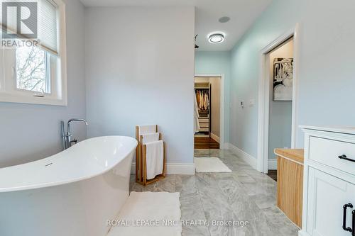 856 Lorraine Road, Port Colborne (874 - Sherkston), ON - Indoor Photo Showing Bathroom