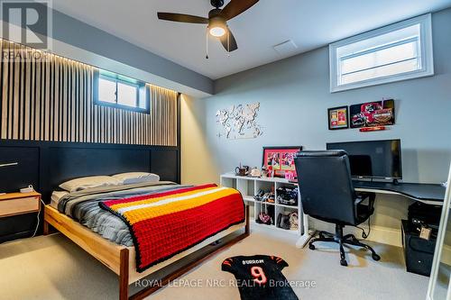 856 Lorraine Road, Port Colborne (874 - Sherkston), ON - Indoor Photo Showing Bedroom