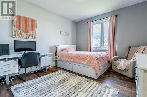 856 Lorraine Road, Port Colborne (874 - Sherkston), ON - Indoor Photo Showing Bedroom