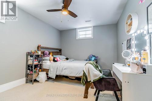 856 Lorraine Road, Port Colborne (874 - Sherkston), ON - Indoor Photo Showing Bedroom