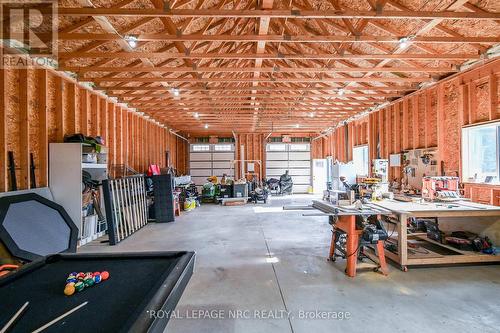 856 Lorraine Road, Port Colborne (874 - Sherkston), ON - Indoor Photo Showing Garage