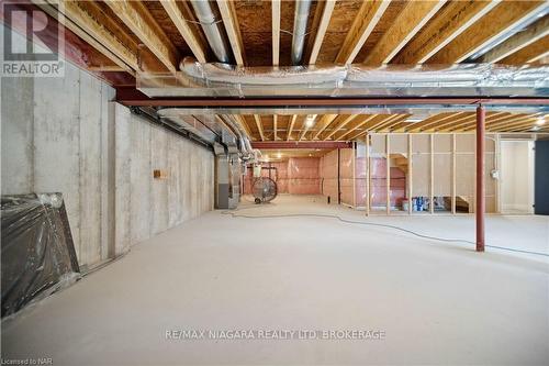 2 - 300 Richmond Street, Thorold (558 - Confederation Heights), ON - Indoor Photo Showing Basement