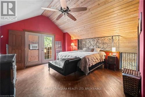 164 Thorold Road, Welland, ON - Indoor Photo Showing Bedroom