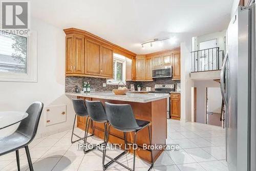 5 Parkend Avenue, Brampton, ON - Indoor Photo Showing Dining Room