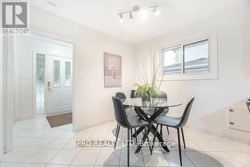 5 Parkend Avenue, Brampton, ON - Indoor Photo Showing Dining Room