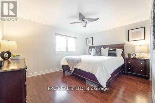 5 Parkend Avenue, Brampton, ON - Indoor Photo Showing Bedroom