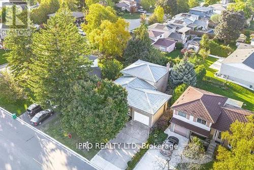 5 Parkend Avenue, Brampton, ON - Outdoor