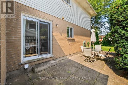 7715 Swan Street, Niagara Falls, ON - Outdoor With Deck Patio Veranda With Exterior