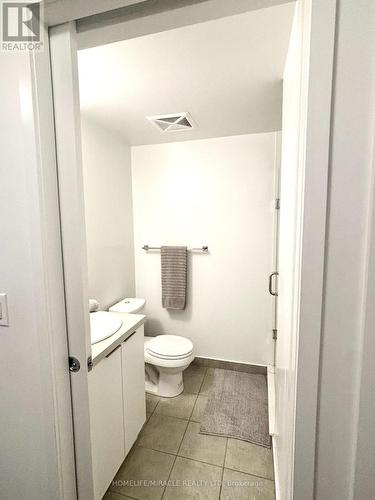 1902 - 14 York Street, Toronto, ON - Indoor Photo Showing Bathroom