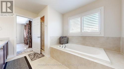 220 Fleetwood Drive, Oshawa, ON - Indoor Photo Showing Bathroom