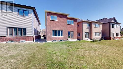 220 Fleetwood Drive, Oshawa, ON - Outdoor