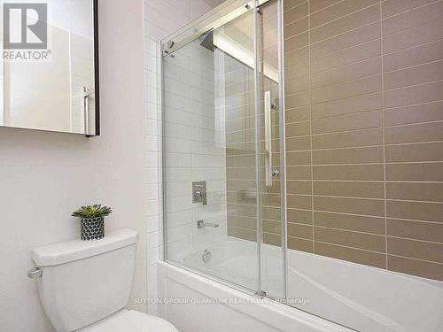 4111 - 4011 Brickstone Mews, Mississauga, ON - Indoor Photo Showing Bathroom