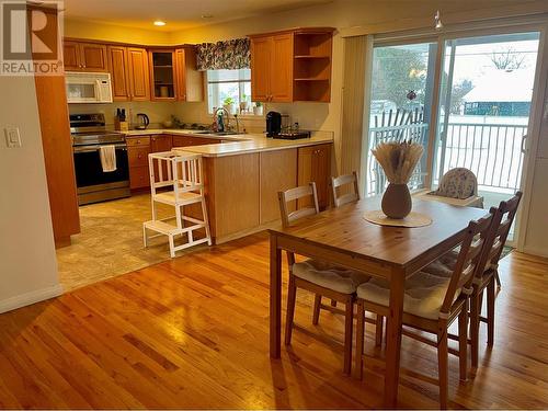 2454 75Th Avenue, Grand Forks, BC - Indoor Photo Showing Other Room