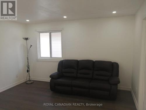 2586 Foxmeadow Road N, Peterborough, ON - Indoor