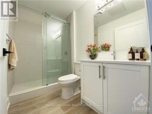 608 - 397 Codds Road, Ottawa, ON - Indoor Photo Showing Bathroom