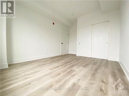 608 - 397 Codds Road, Ottawa, ON - Indoor Photo Showing Other Room