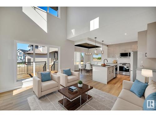 1 Patriot Wy, Spruce Grove, AB - Indoor Photo Showing Living Room