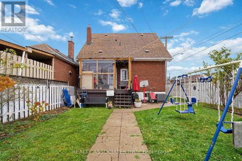 49 Connaught Avenue N, Hamilton, ON - Outdoor