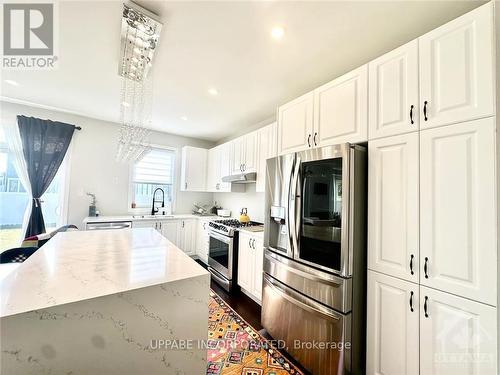 700 Brittanic Road, Ottawa, ON - Indoor Photo Showing Kitchen With Stainless Steel Kitchen With Upgraded Kitchen