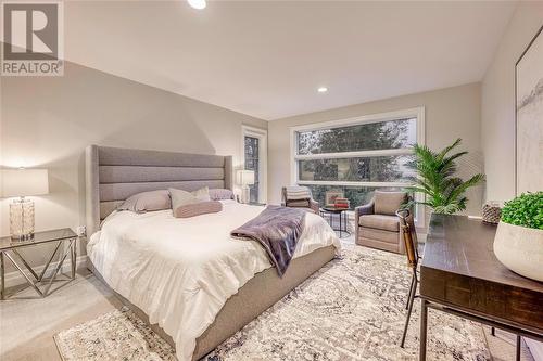 1066 Bruce Street, Sarnia, ON - Indoor Photo Showing Bedroom