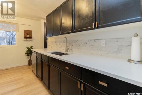 30 Galbraith Crescent, Saskatoon, SK - Indoor Photo Showing Kitchen