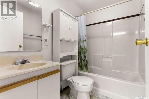 8 Deneve Drive, Edenwold Rm No. 158, SK - Indoor Photo Showing Bathroom