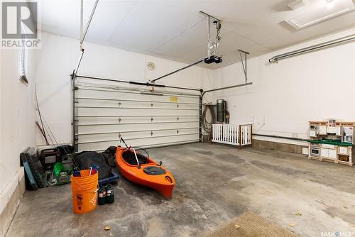 8 Deneve Drive, Edenwold Rm No. 158, SK - Indoor Photo Showing Garage