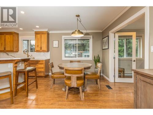 2291 21 Street Ne, Salmon Arm, BC - Indoor Photo Showing Dining Room