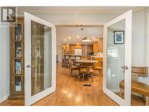 2291 21 Street Ne, Salmon Arm, BC - Indoor Photo Showing Dining Room